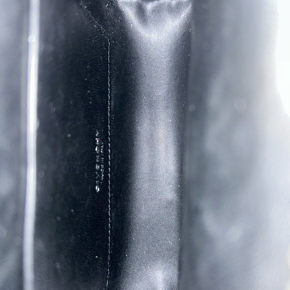 I am selling a small black authentic Givenchy Antigona crossbody bag in exc cond - Picture 9 of 15